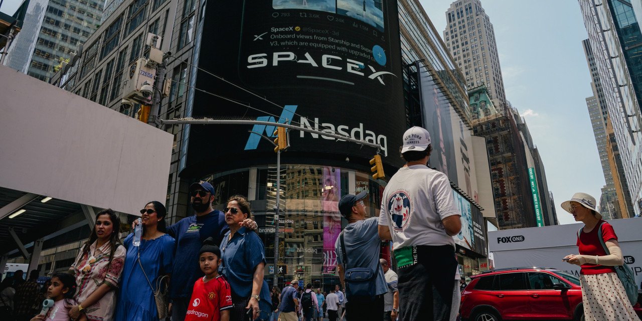 spacex,-fresh-off-its-historic-ipo,-readies-its-bond-market-debut