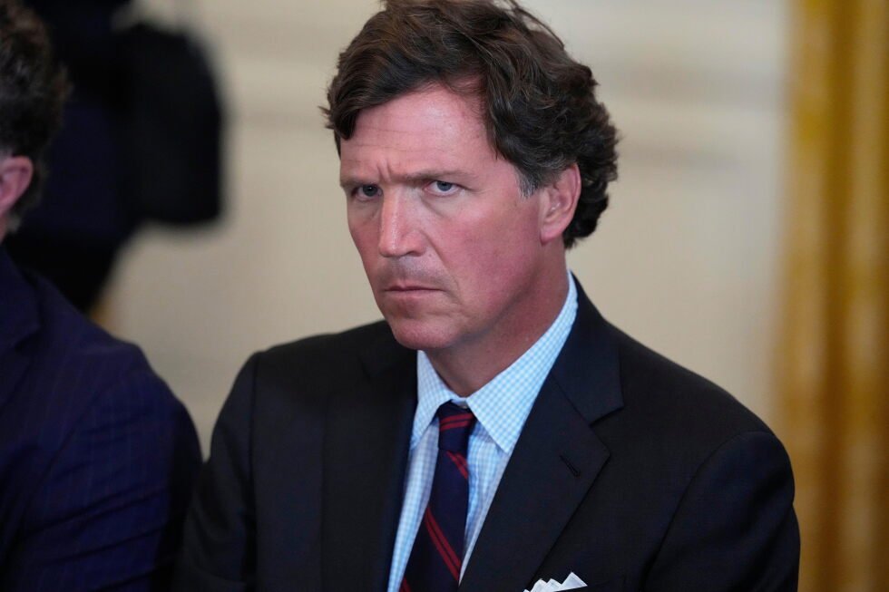 tucker-carlson-says-he’ll-no-longer-support-gop