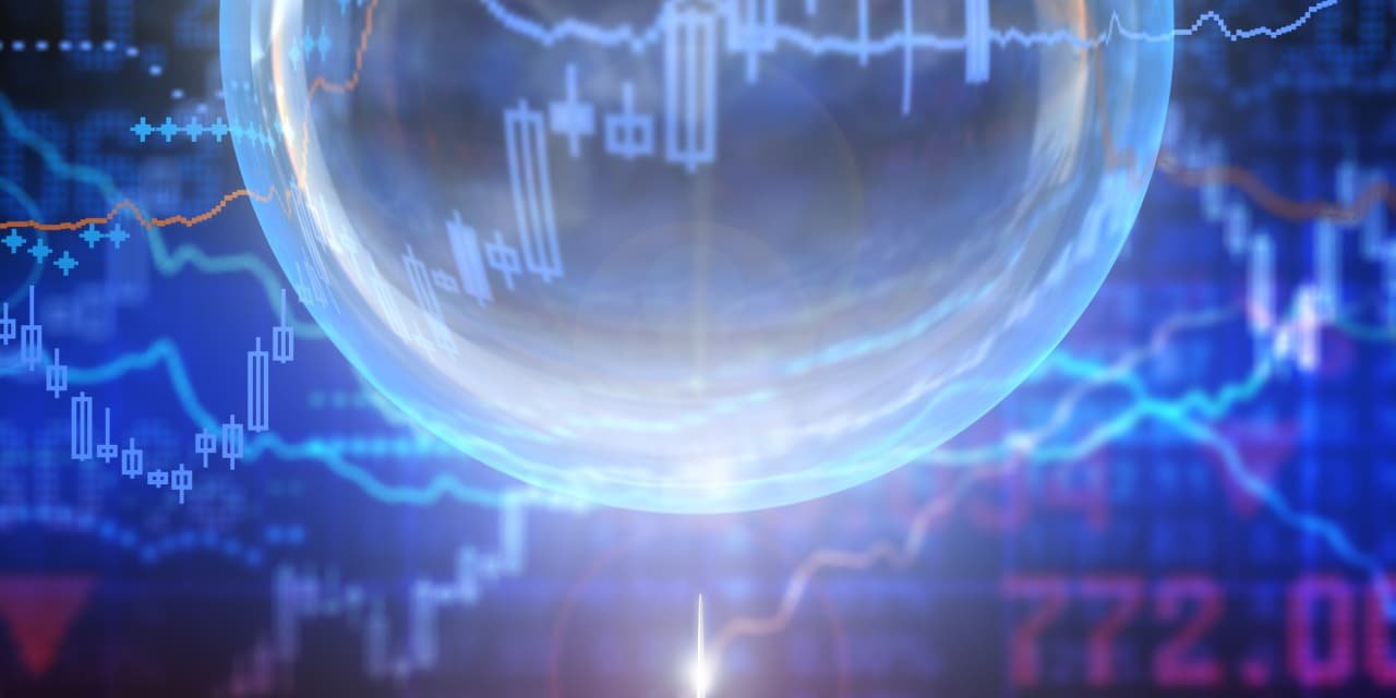 researchers-cracked-the-code-on-predicting-market-bubbles-here’s-what-it’s-saying-about-today’s-stock-prices.