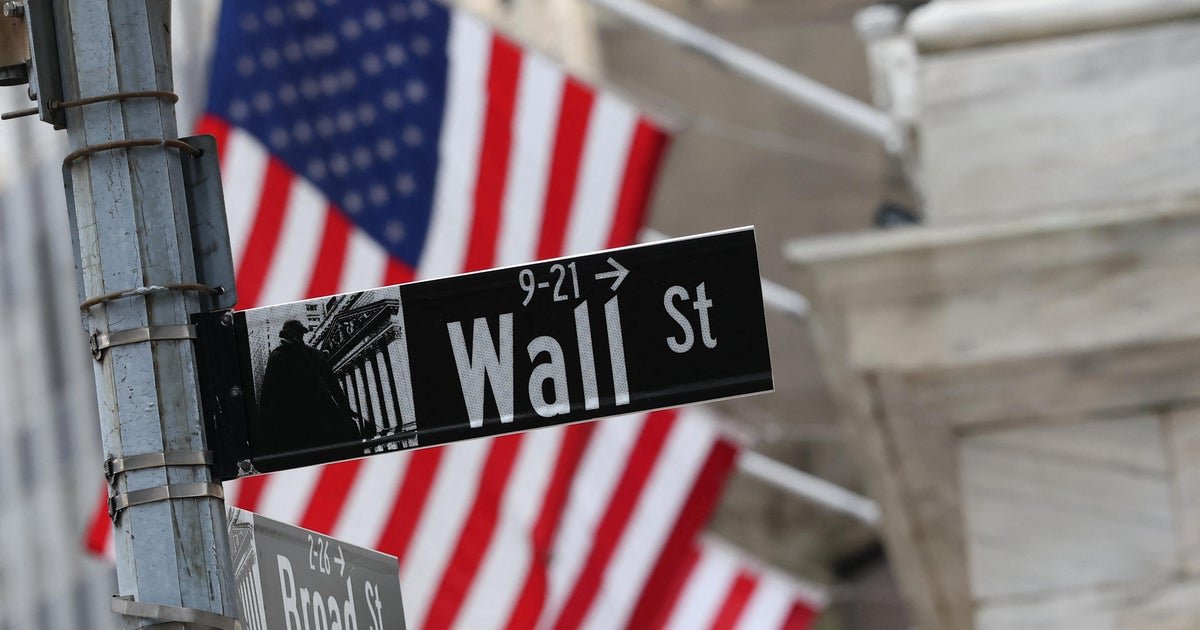 tech-stocks-tumble-for-a-second-day-here’s-what-is-behind-the-selloff.