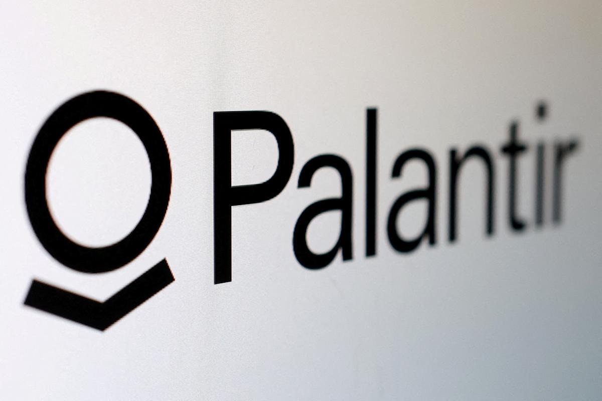 palantir-and-salesforce-put-software’s-rebound-on-trial:-alphacheck