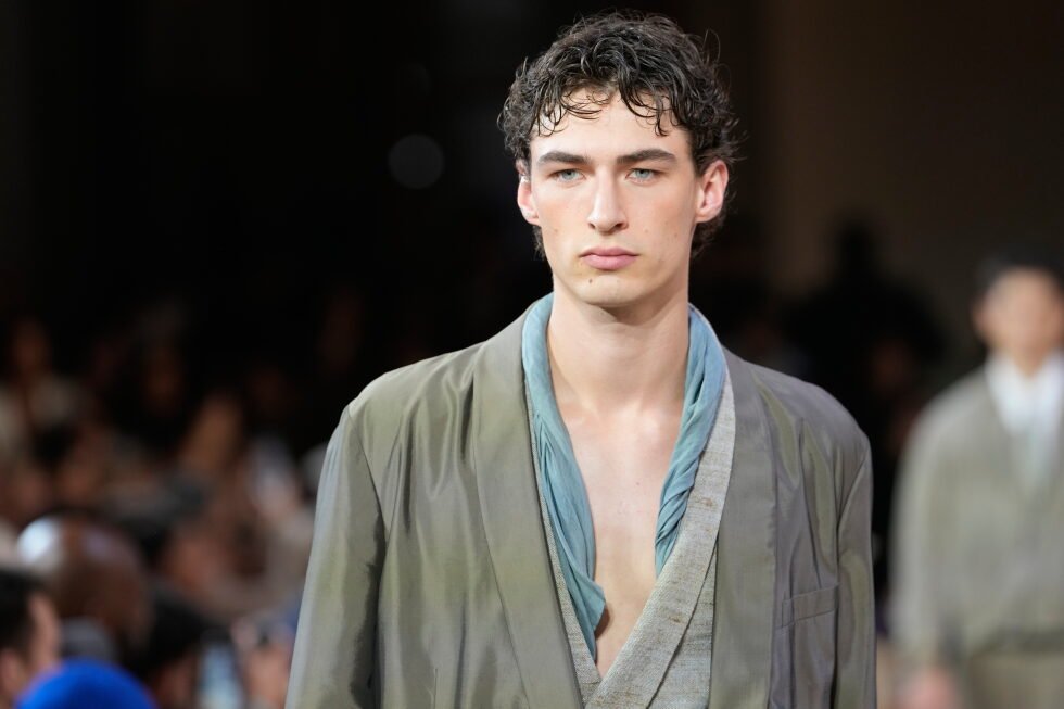 armani-show-signals-continuity-amid-succession,-stake-sale-plans