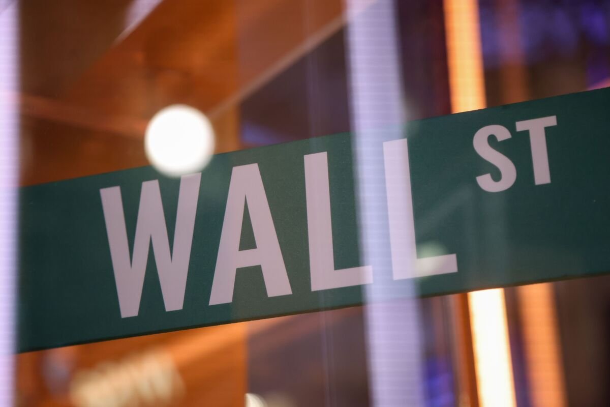 investors-maxing-out-ai-trade-feed-stock-market-volatility