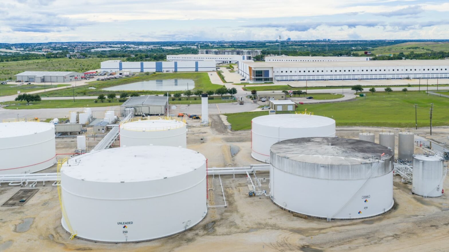 why-energy-could-be-a-great-place-to-invest-even-with-oil-prices-retreating