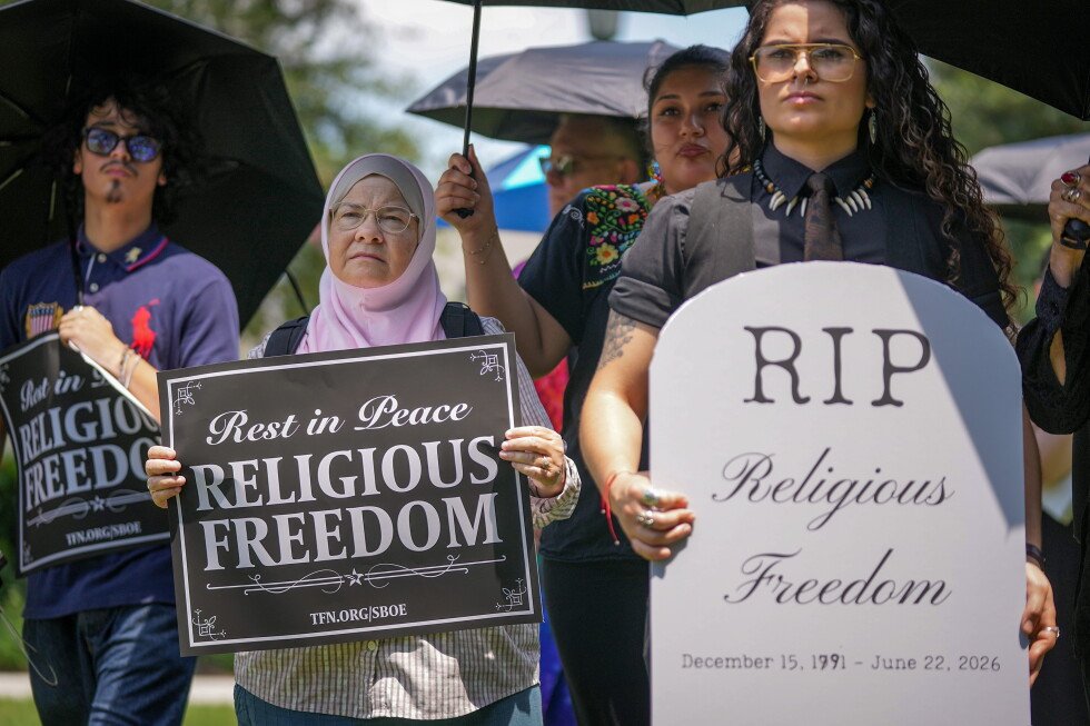 texas-is-set-to-require-bible-reading-in-public-schools