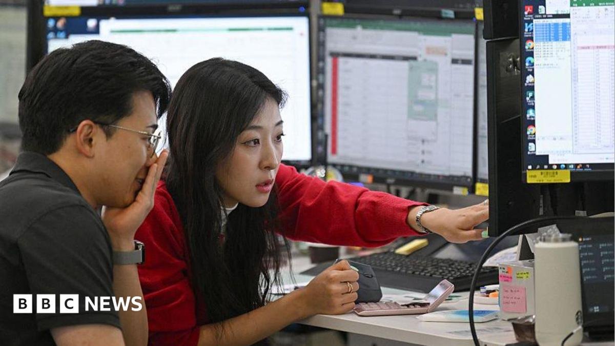 asia-stock-markets-slide-as-tech-shares-slump