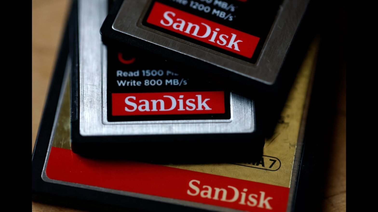 stocks-making-the-biggest-moves-premarket:-sandisk,-on-semiconductor,-rocket-lab-&-more