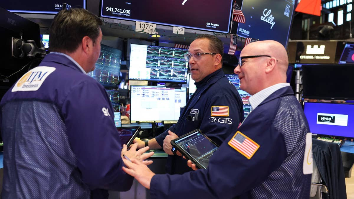 jpmorgan-doubles-down-on-stock-market,-s&p-500