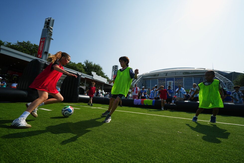 as-the-world-cup-inspires-kids,-experts-have-advice-for-sports-parents
