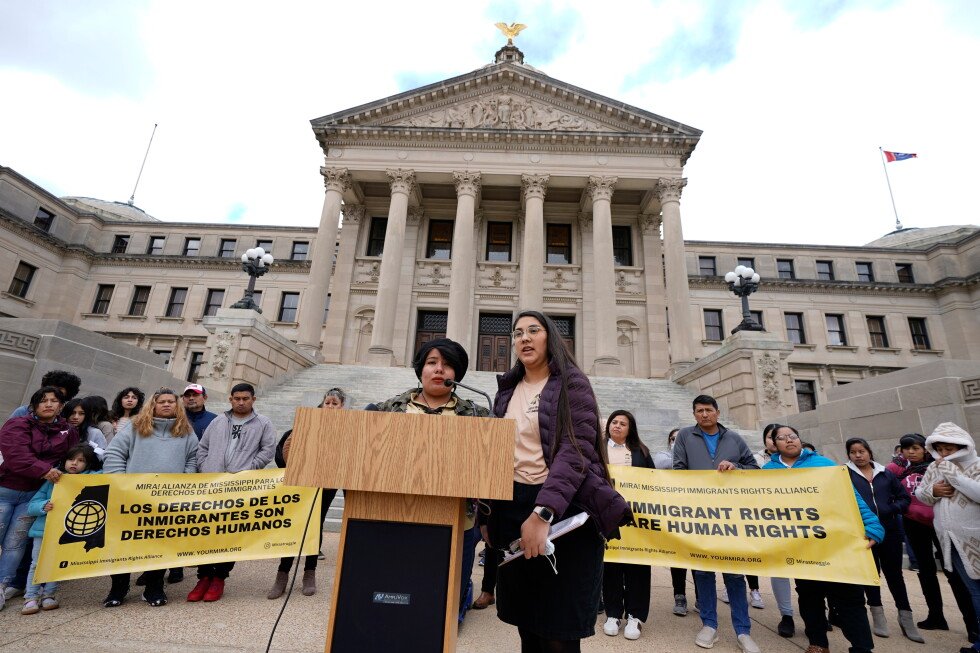 a-new-law-could-create-a-list-of-immigrants-illegally-living-in-mississippi