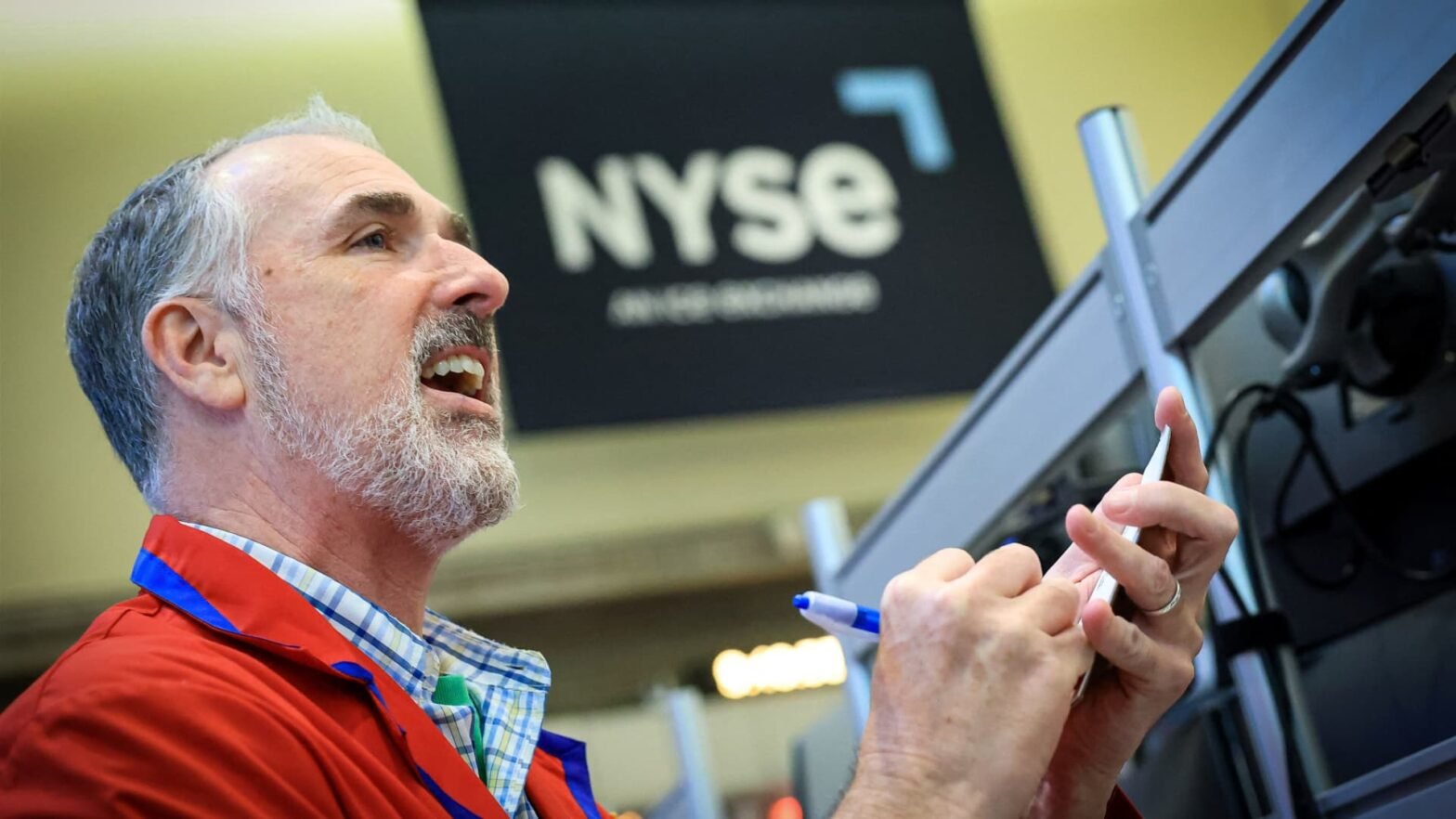 stock-futures-are-little-changed,-oil-prices-rise-following-us.-attacks-on-iran-targets-over-the-weekend:-live-updates