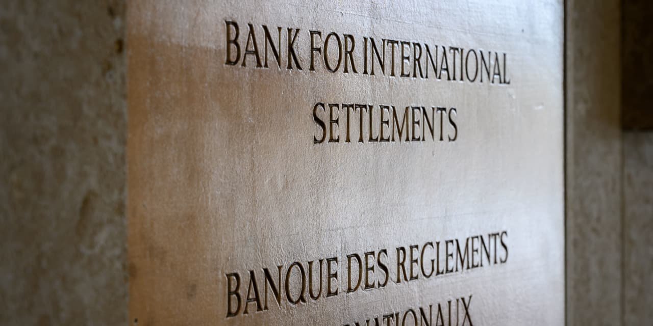 the-central-bank-of-central-banks-warns-ai-frenzy-could-trigger-stock-market-slump-and-jeopardize-economy