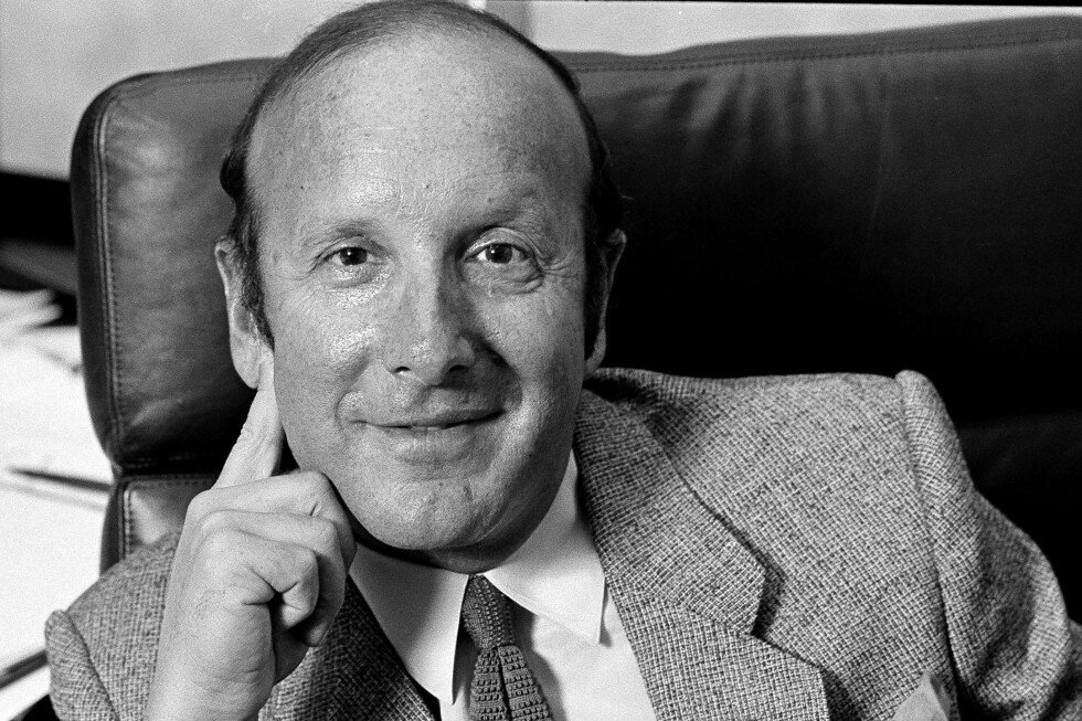 clive-davis’-funeral-is-monday.-here’s-how-to-watch