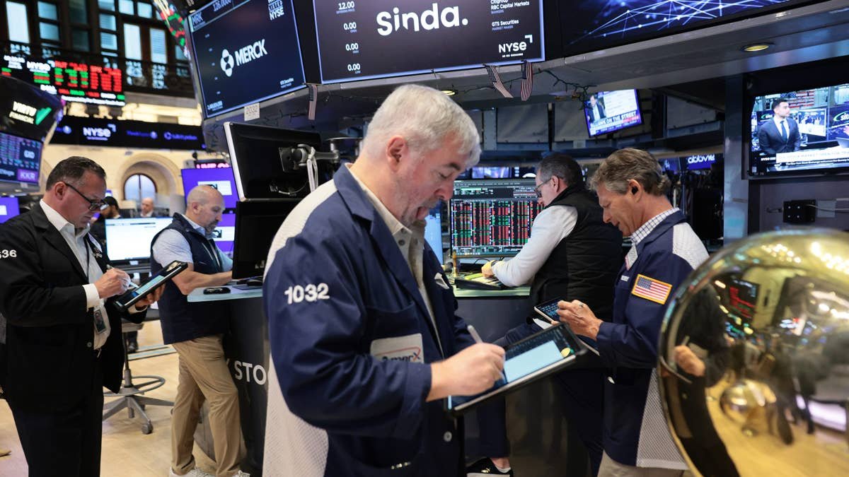 goldman-sachs-doubles-down-on-stock-market-outlook-for-2026
