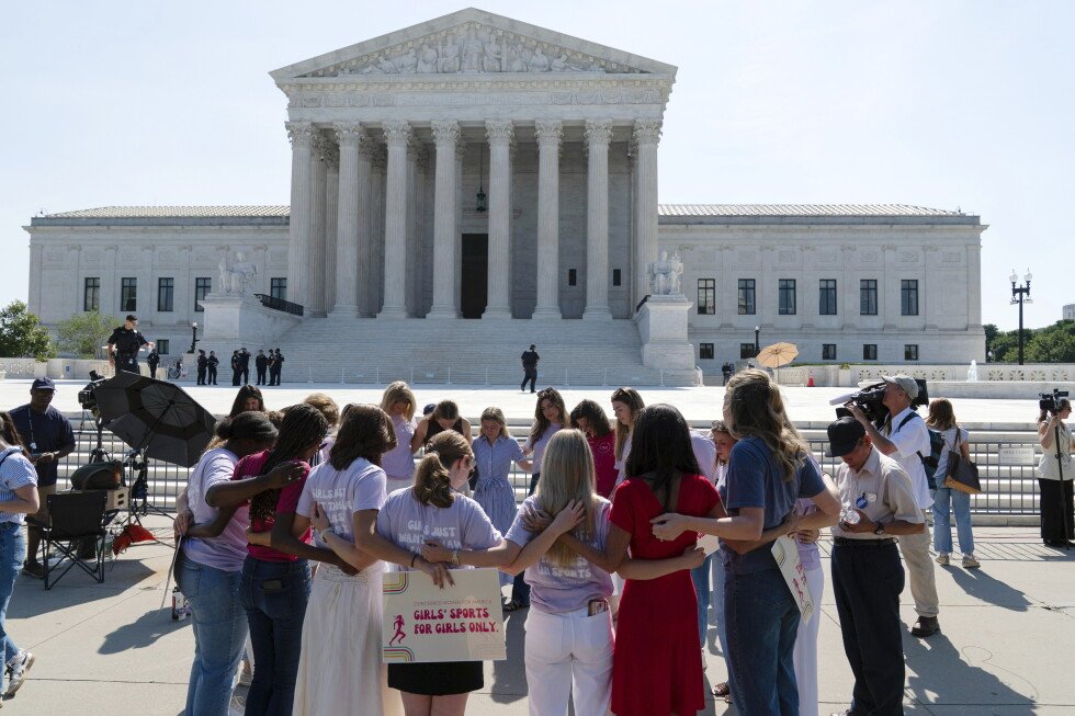 supreme-court-will-review-bans-on-semiautomatic-rifles-like-ar-15