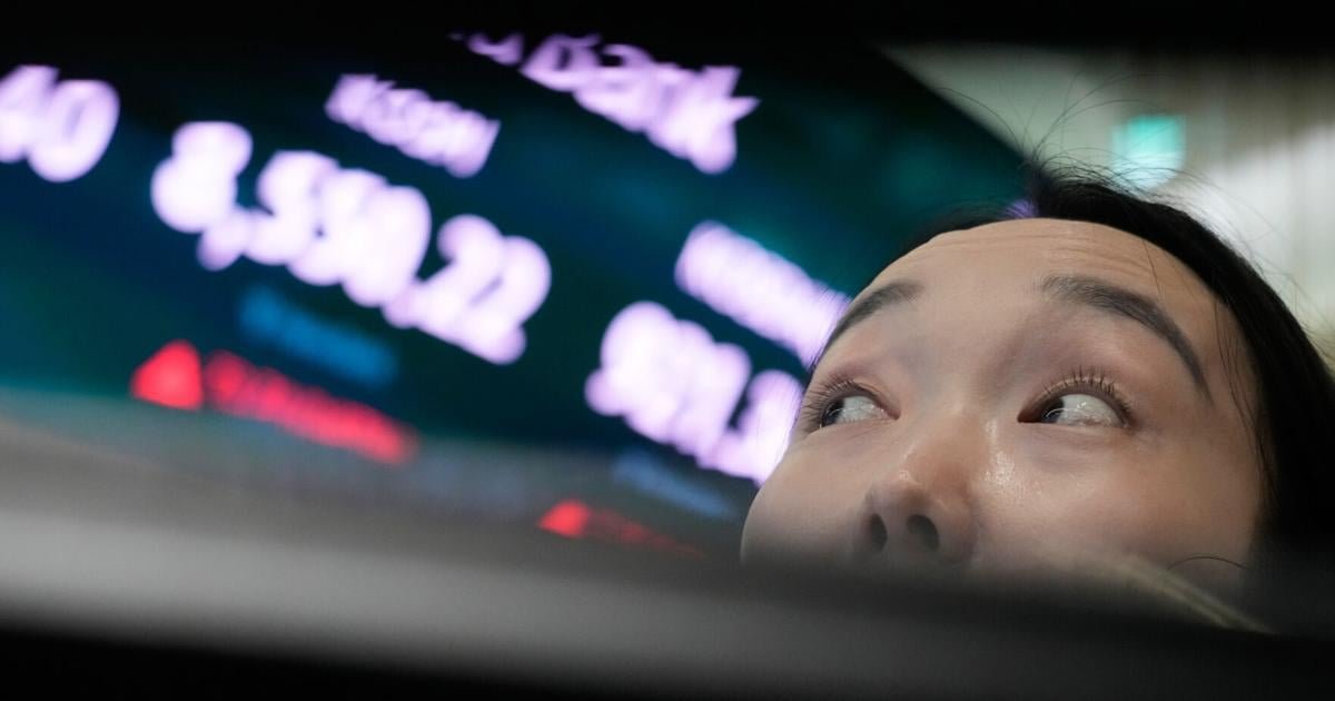wall-street-weakens-as-technology-stocks-drag-indexes-lower