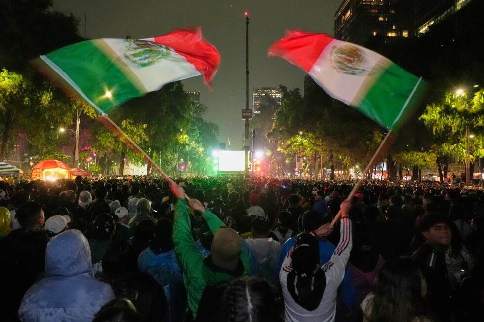 world-cup-celebrations-in-mexico-city-leave-3-dead