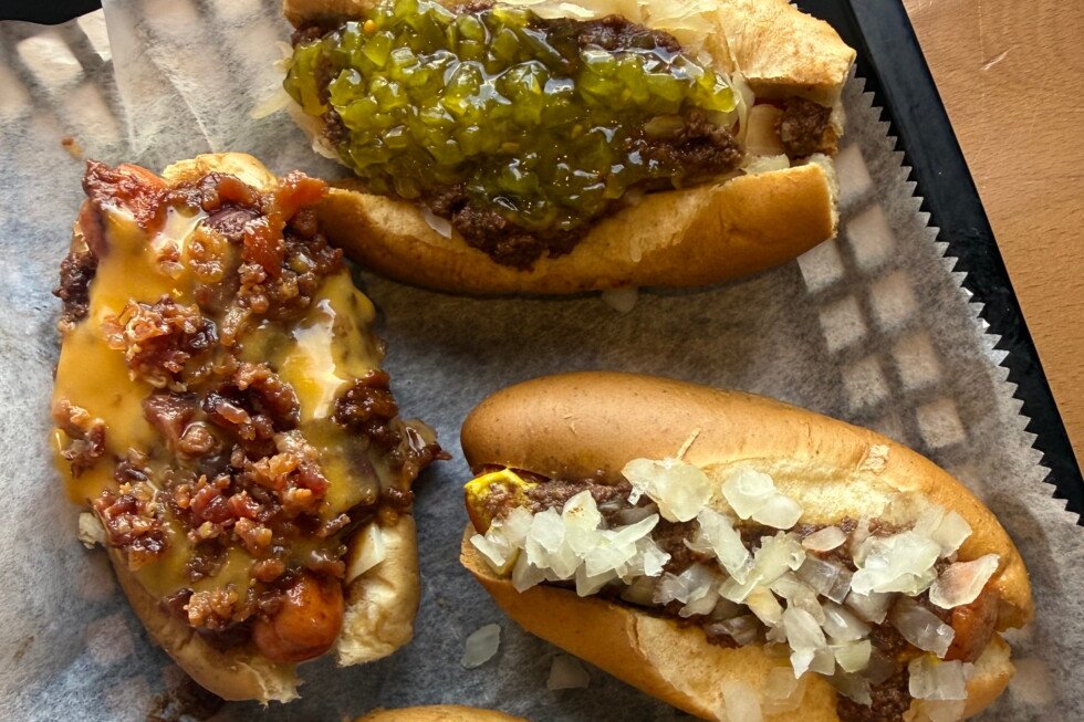 the-perfect-american-hot-dog-and-toppings-depends-on-where-you-live