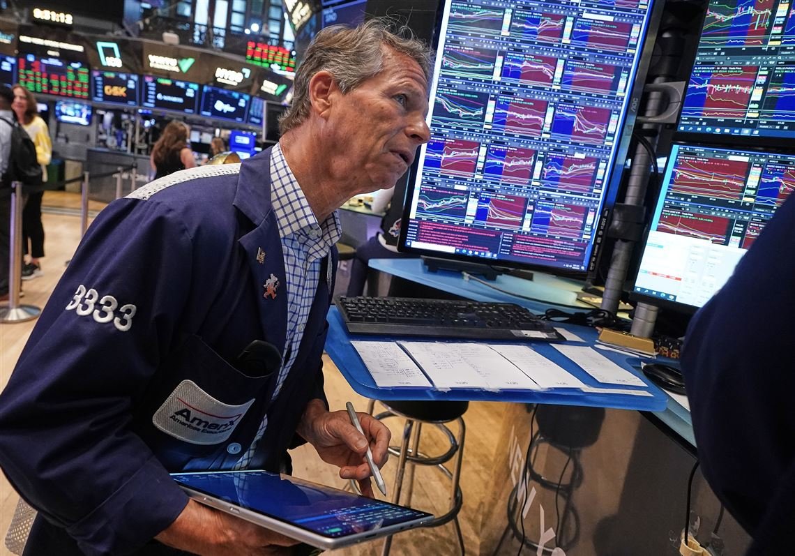 wall-street-rises-toward-the-finish-of-its-best-week-in-nearly-2-months