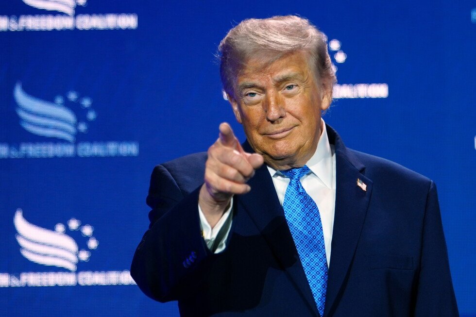 fact-focus:-trump-falsely-links-democrats-to-communism,-experts-say