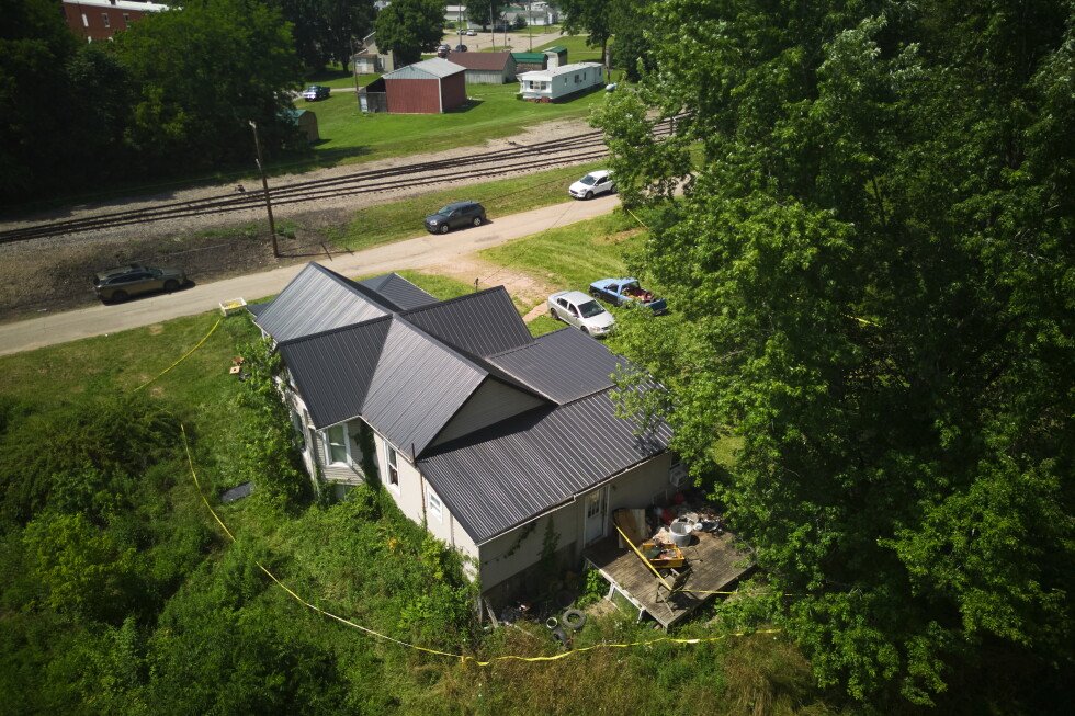 many-unanswered-questions-after-16-ohio-kids-are-found-in-squalor