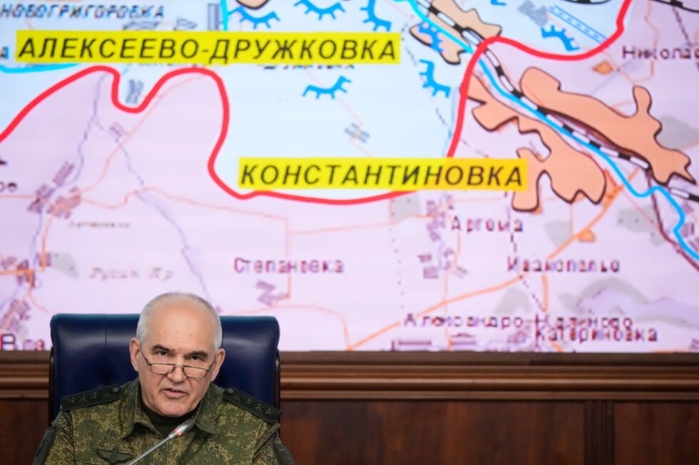 ukrainian-drone-attack-hits-oil-terminal-in-st.-petersburg