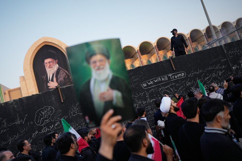 iran-begins-dayslong-funeral-for-late-ayatollah-ali-khamenei