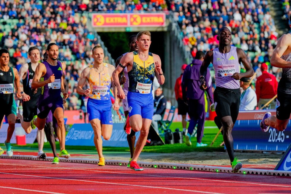 brandon-miller-storms-past-17-year-old-cooper-lutkenhaus-to-win-the-800-at-prefontaine-classic