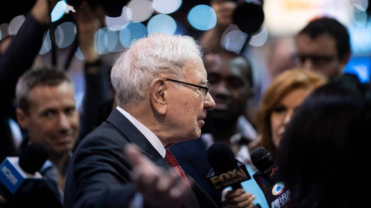 warren-buffett-unveils-11-word-stock-market-warning