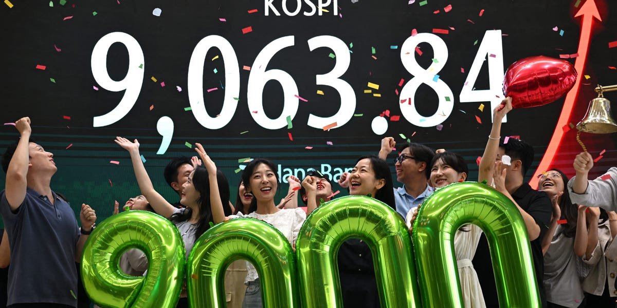 korea’s-red-hot-kospi-stock-rally-still-has-room-to-run,-goldman-sachs