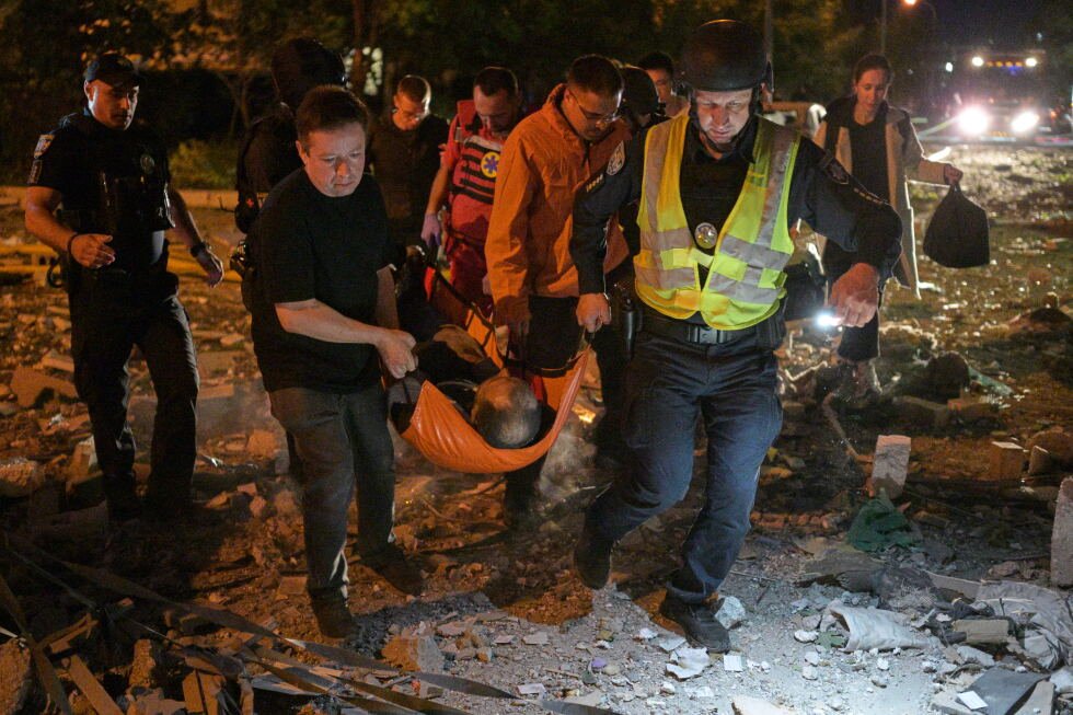 russian-attack-on-ukraine’s-capital-kills-at-least-3