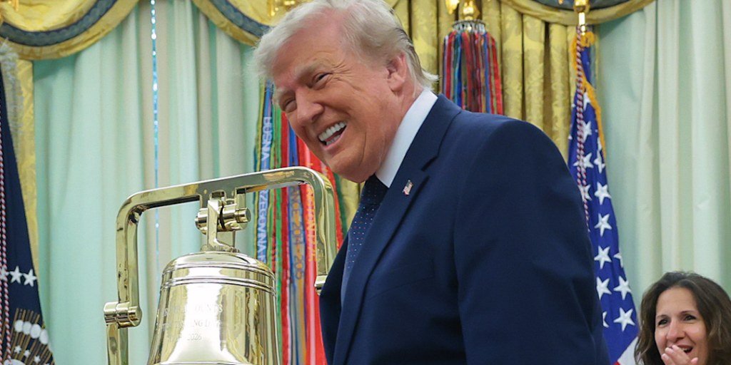 trump-rings-opening-bell-of-stock-market-to-launch-trump-accounts