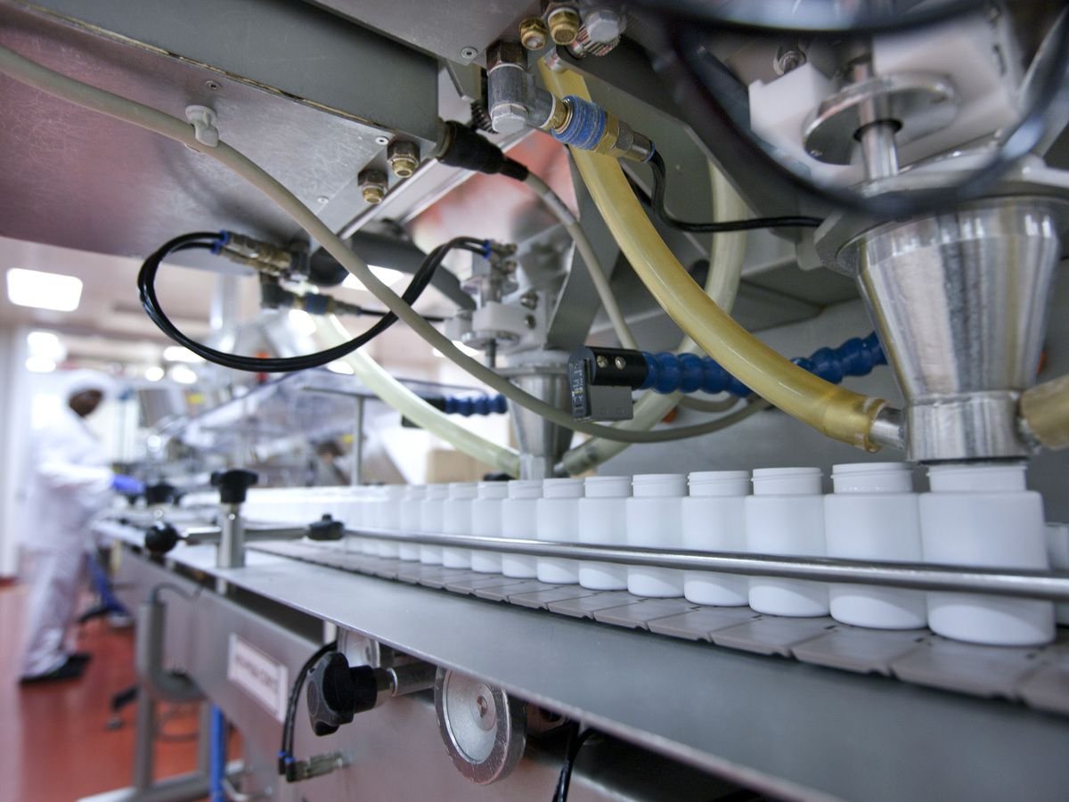analysts-bullish-on-apotex-as-they-initiate-coverage-following-canadian-drugmaker’s-ipo