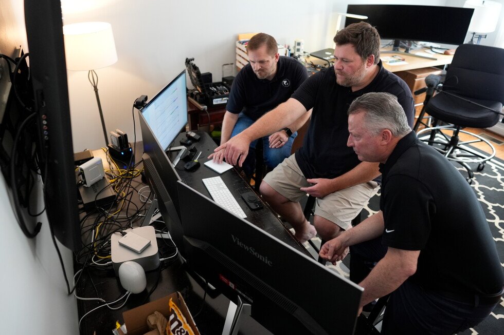 nashville-severe-weather-volunteers-livestream-tornado-updates-with-calm-advice