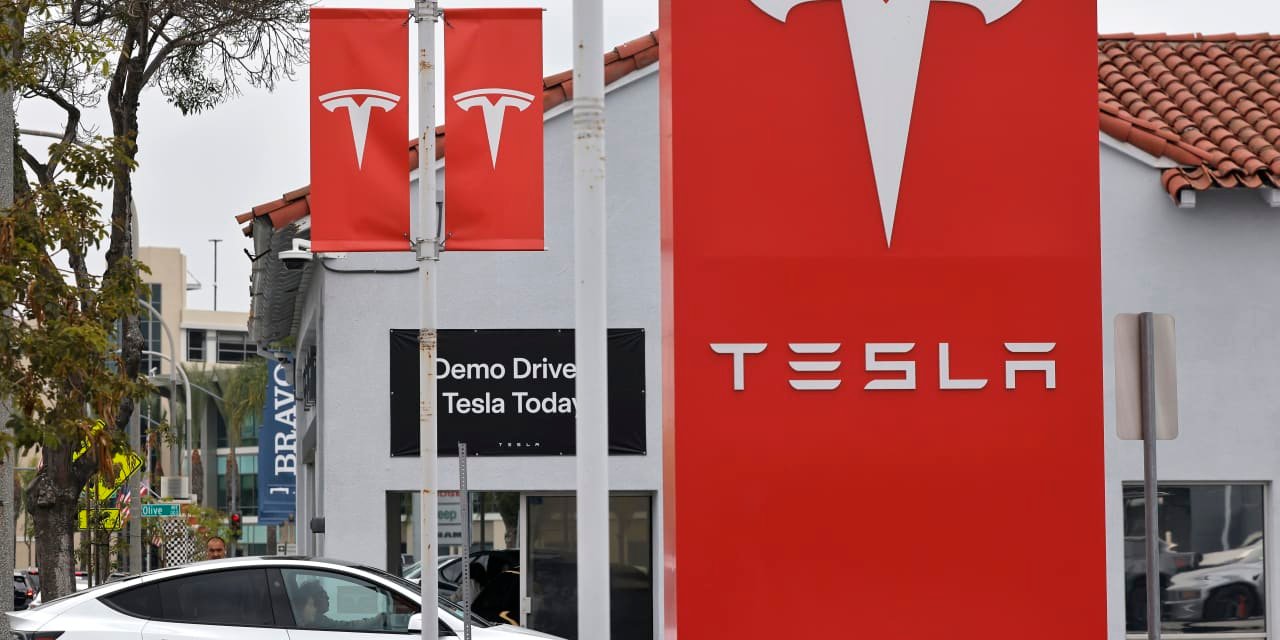 why-analysts-prefer-spacex-to-tesla-stock