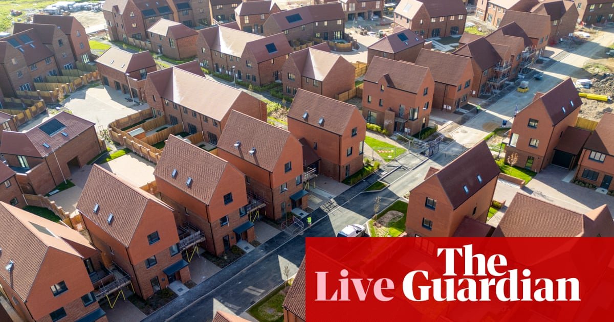 uk-housing-market-downturn-eases-but-sentiment-remains-‘fragile’,-surveyors-say