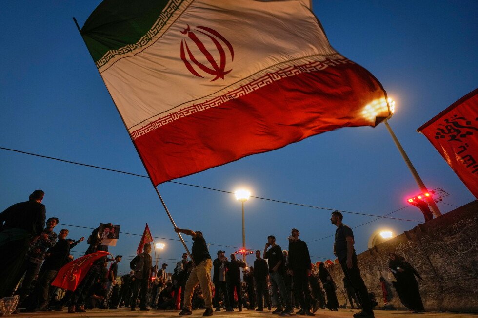 mysterious-airstrikes-hit-iran-after-us-ends-its-attacks