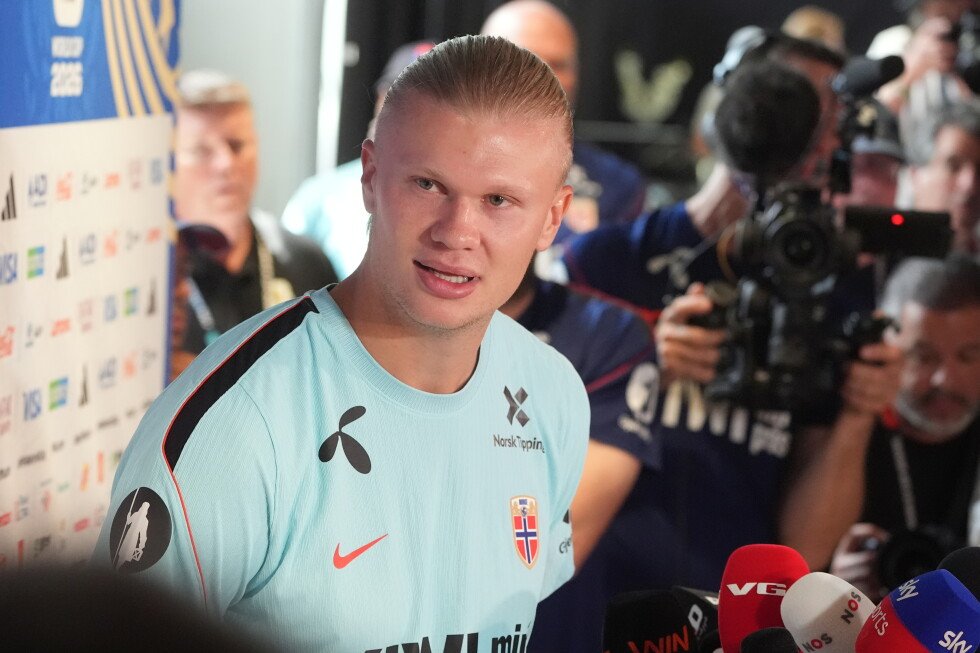 it’s-england-against-norway-in-world-cup-quarterfinals,-with-all-eyes-on-haaland
