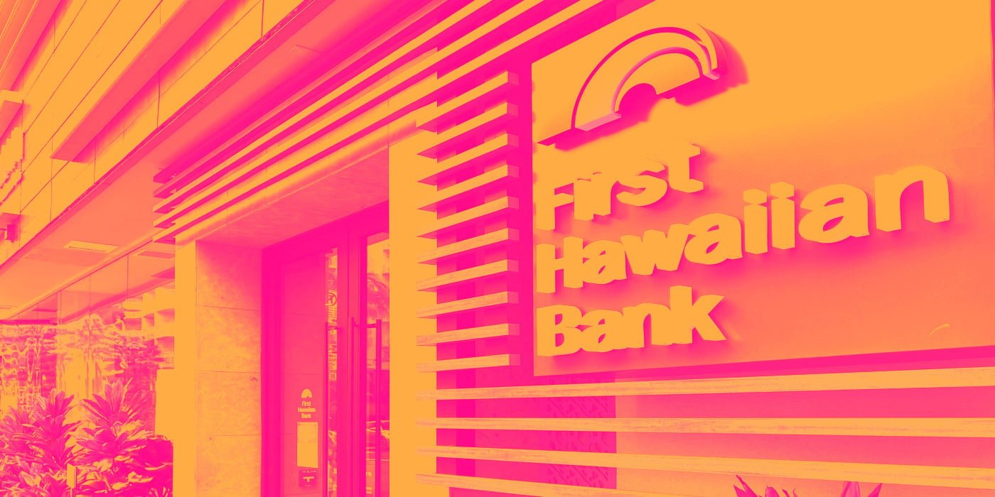 why-first-hawaiian-bank-(fhb)-stock-is-falling-today