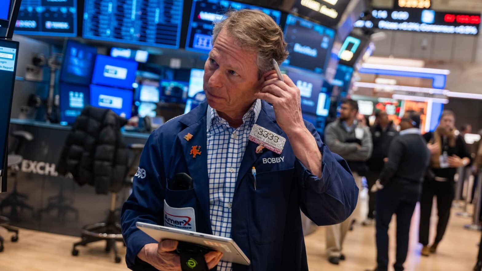 stock-futures-are-little-changed-as-middle-east-tensions-escalate;-traders-await-earnings-and-inflation-data:-live-updates