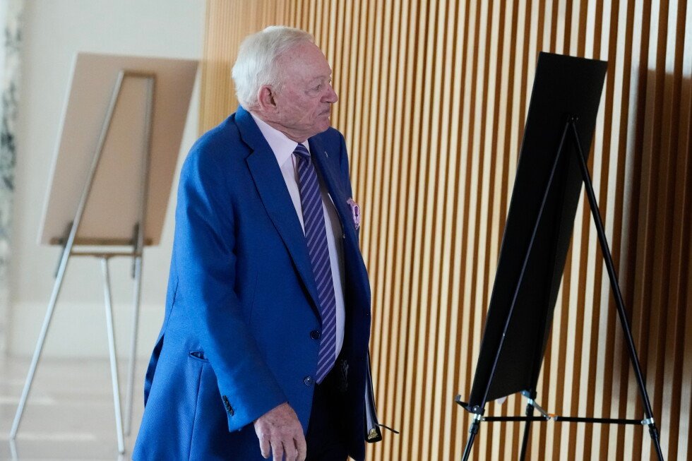 jerry-jones-is-finally-set-to-be-in-the-dallas-cowboys’-house-for-the-world-cup