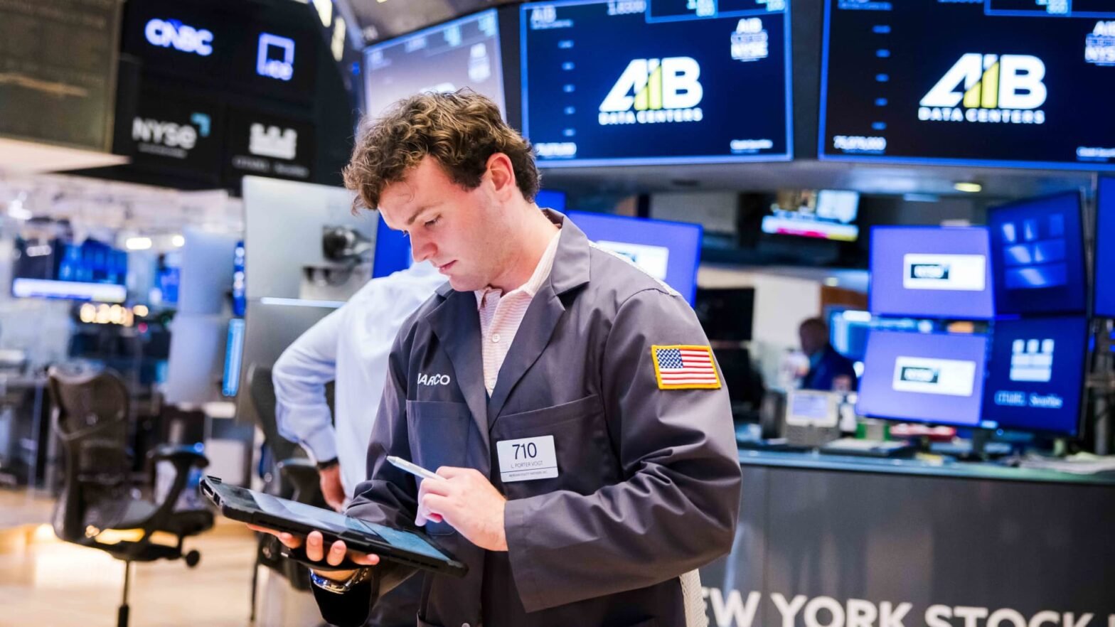 stock-futures-are-flat-after-soft-inflation-reading-lifts-market:-live-updates