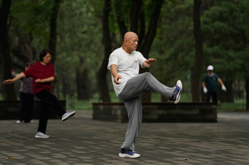 why-tai-chi-remains-a-daily-path-to-balance-and-well-being-in-beijing