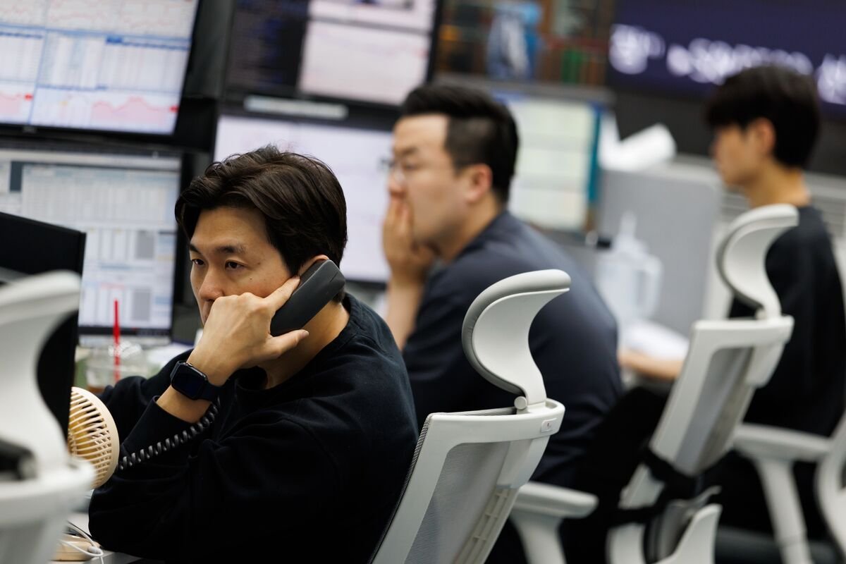 korean-president-calls-stock-market-‘unstable’-after-wild-swings