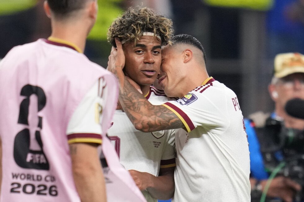 lamine-yamal-finds-sneaky-way-to-help-spain-beat-france-in-world-cup-semifinals