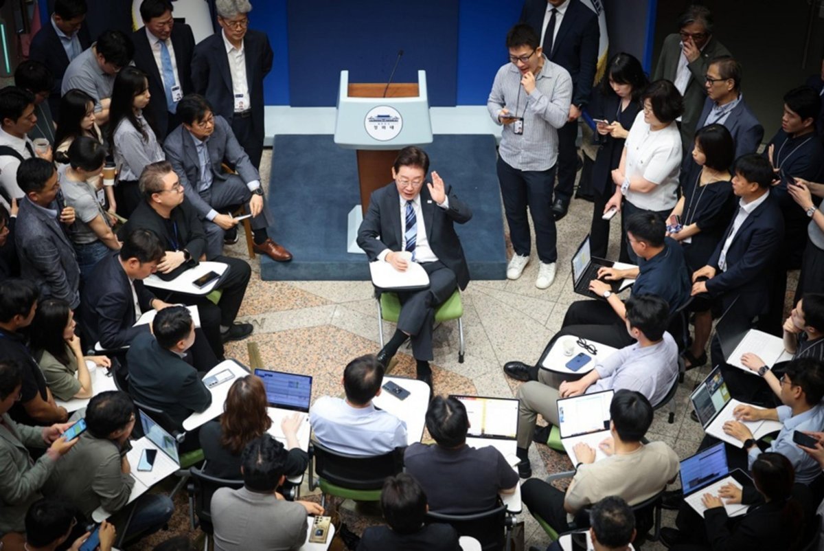 south-korea’s-lee-urges-action-on-stock-market-reform