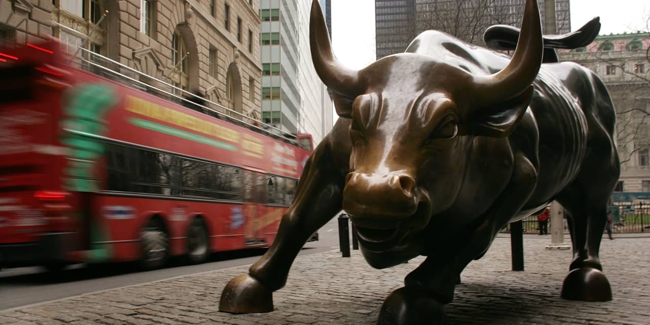 this-powerful-stock-market-momentum-trade-has-hit-a-wall-after-seeing-biggest-unwind-since-2001