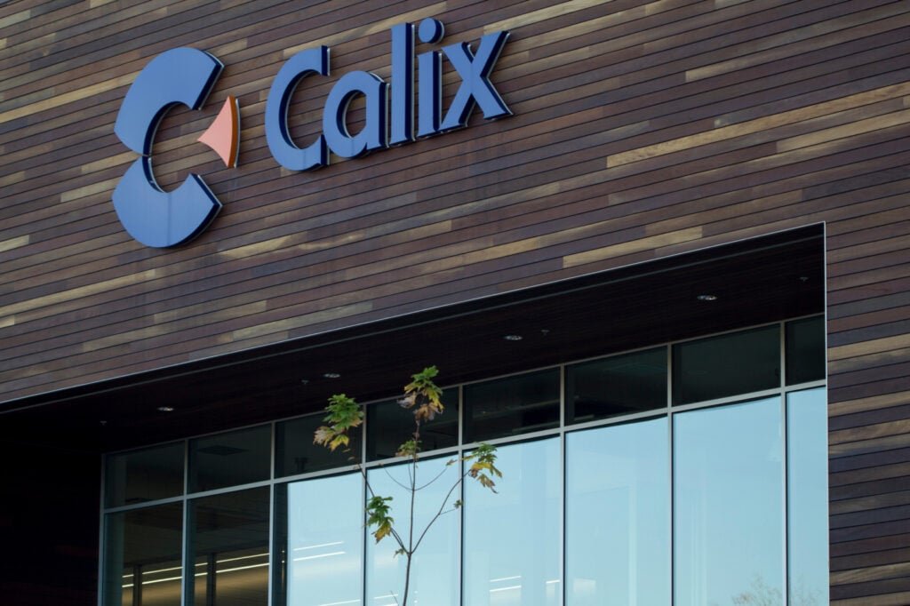 calix-likely-to-report-higher-q2-earnings;-these-most-accurate-analysts-revise-forecasts-ahead-of-earning