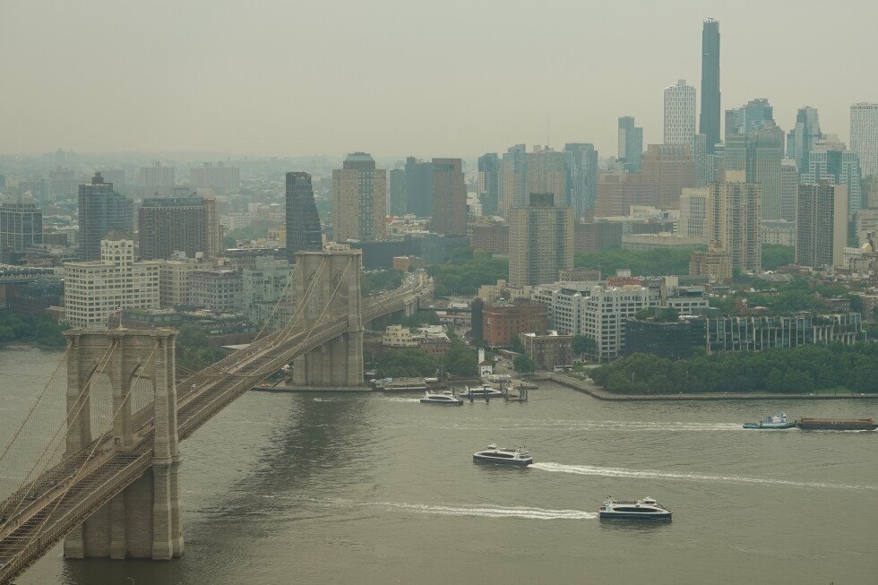 canadian-wildfire-smoke-blankets-parts-of-us-midwest,-northeast