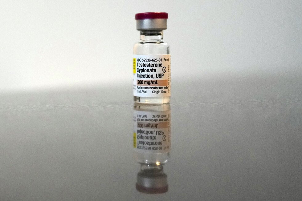 trump-officials-push-testosterone-therapy,-but-it’s-not-for-everyone